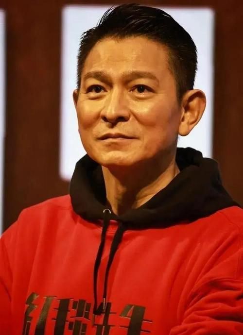 刘德华多大年纪了 他的年龄让人惊讶