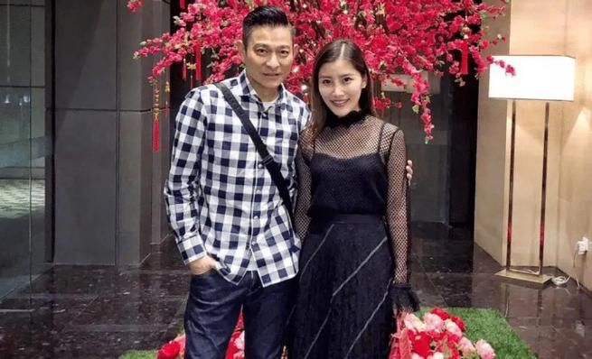 刘德华多少岁结婚的 回顾天王低调婚礼细节