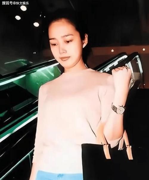 刘德华大女儿今年多大了 揭秘天王的家庭生活