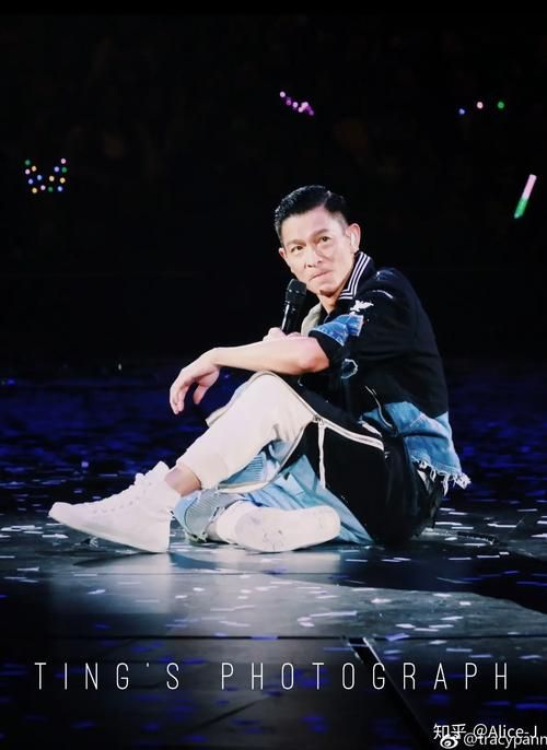 刘德华天各一方的深情演绎，你听哭了没？