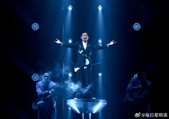 刘德华天津演唱会现场舞台效果抢先看