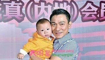 刘德华女儿刘向蕙照片合集 从小美到大不输明星