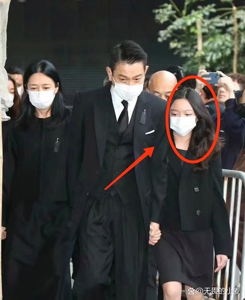刘德华女儿刘向蕙近照公开 遗传爸爸好基因