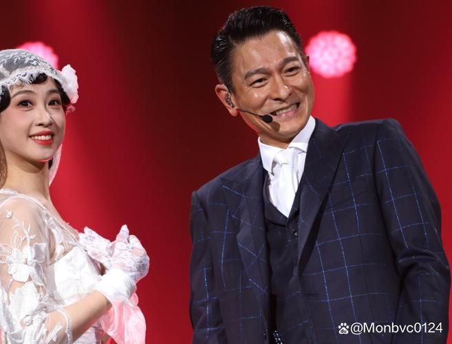 刘德华女儿数量引关注 天王家庭生活揭秘