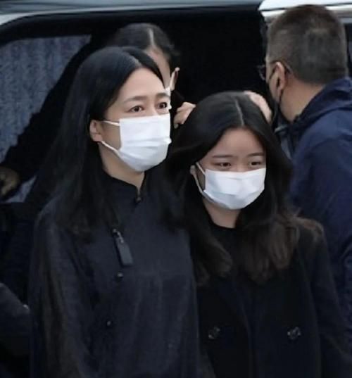 刘德华妻女出行，保镖团队如何保障安全？