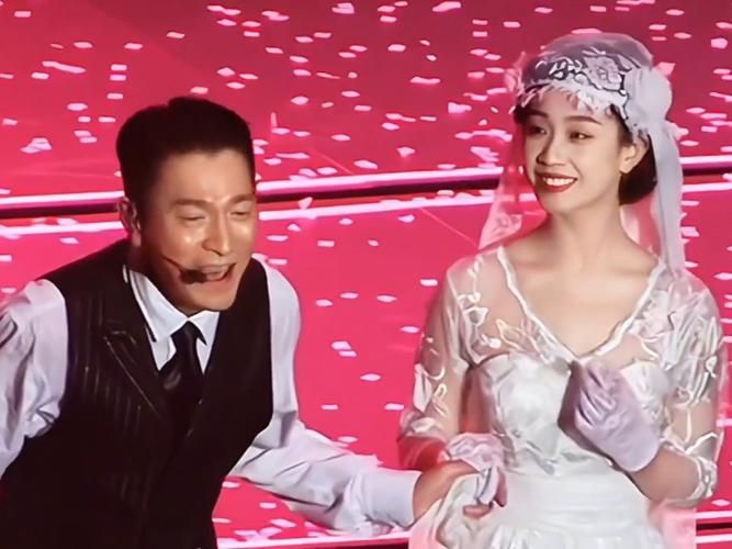 刘德华妻子朱丽倩真实年龄是多少？看看她现在的样子