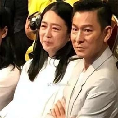刘德华婚史全记录从初恋到结婚的感情历程