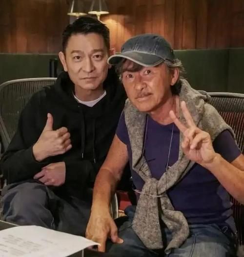 刘德华帮助郑则仕还债 娱乐圈真友情曝光