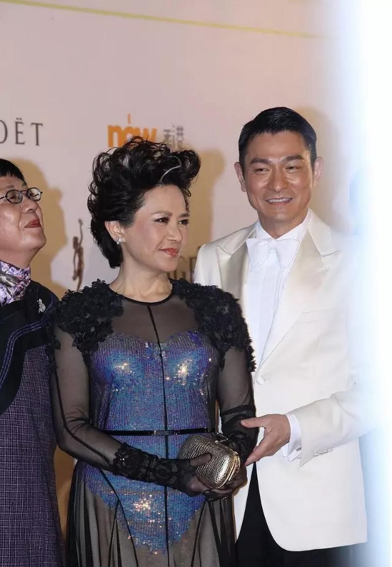 刘德华干妈是谁她为何能得到天王敬重