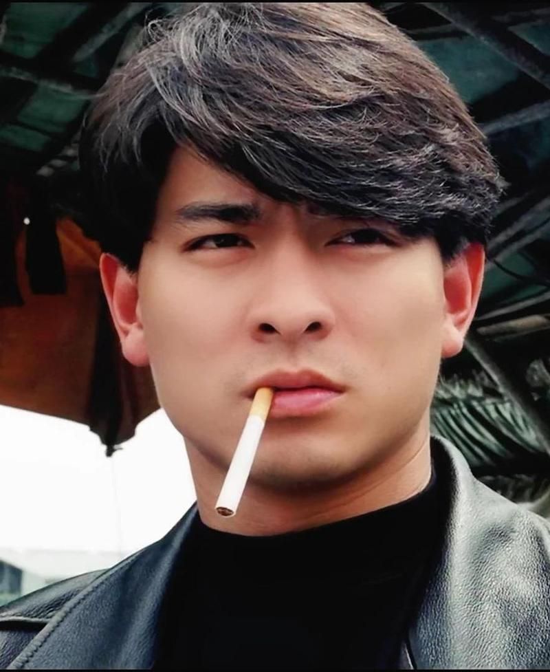 刘德华年轻时最帅的照片合集 看完感叹男神不老传说