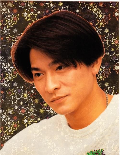 刘德华年轻视频合集 回顾男神巅峰时期的颜值