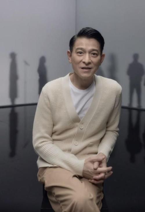 刘德华年龄是多少？这位不老男神依旧闪耀舞台！