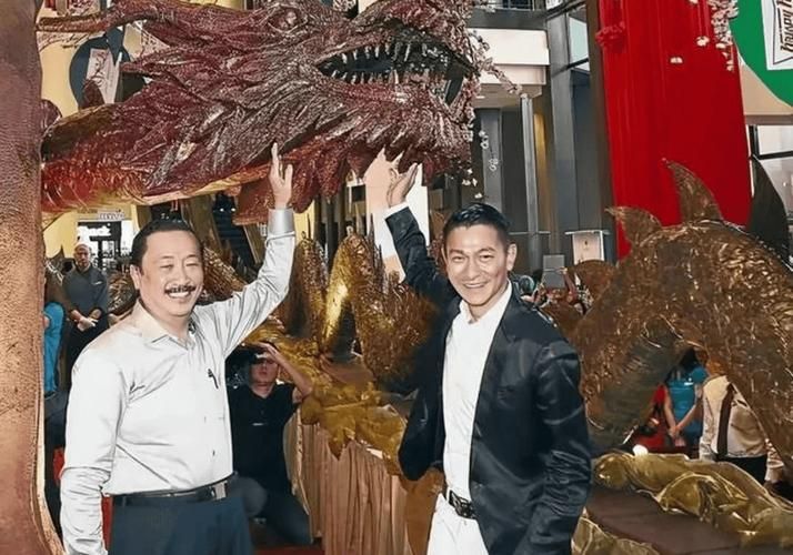 刘德华座驾是什么车看看他开过的那些豪车