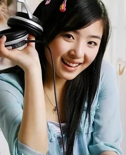 刘德华张含韵：一段鲜为人知的师徒情谊与人生指引