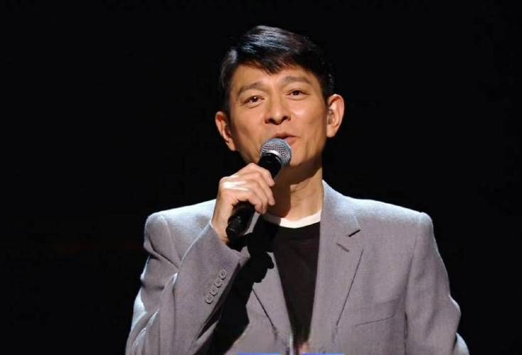 刘德华张学友携手演绎经典江湖：兄弟情义与生死抉择的终极对决