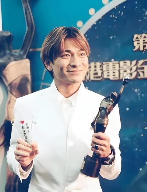 刘德华影帝次数有多少，他的演技到底有多强