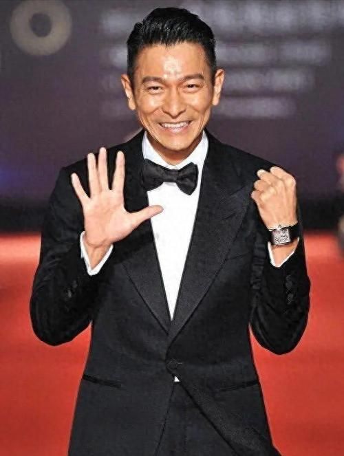刘德华御用配音首次曝光原来这些角色都是他配的