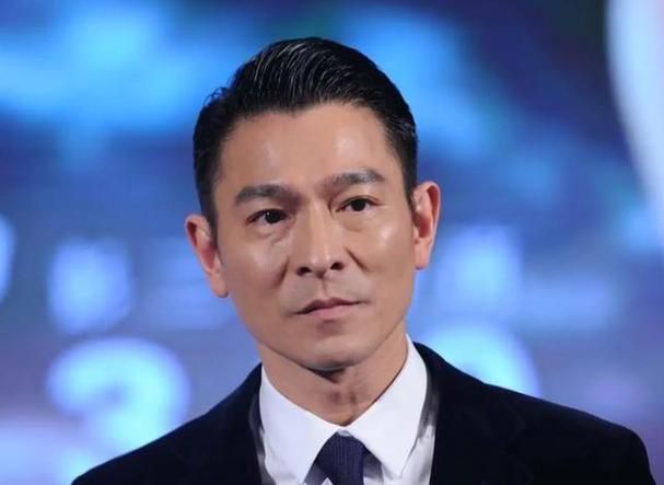 刘德华怎么出名的 看他如何从龙套到巨星