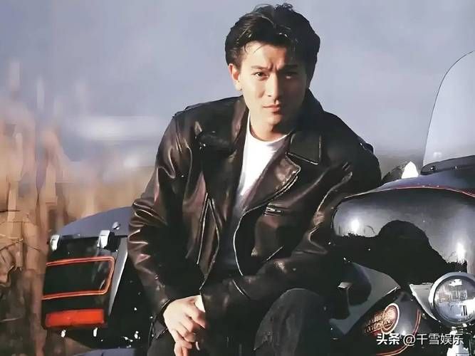 刘德华怎么出道的 从无线训练班到娱乐圈传奇的蜕变