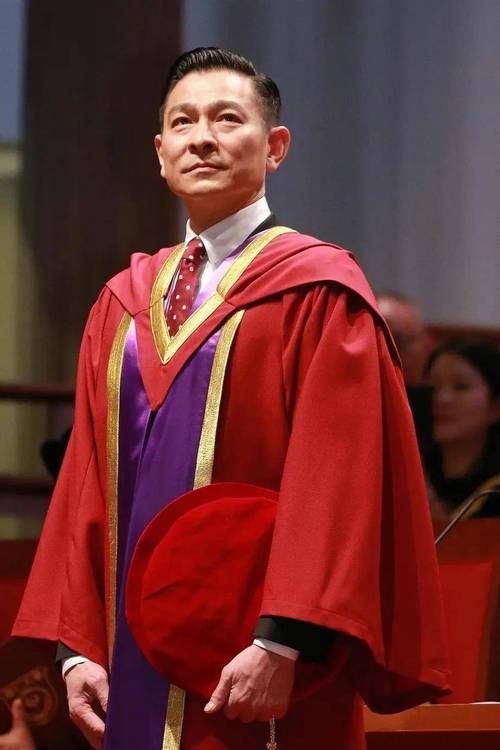 刘德华恩师是谁带你了解天王的启蒙老师