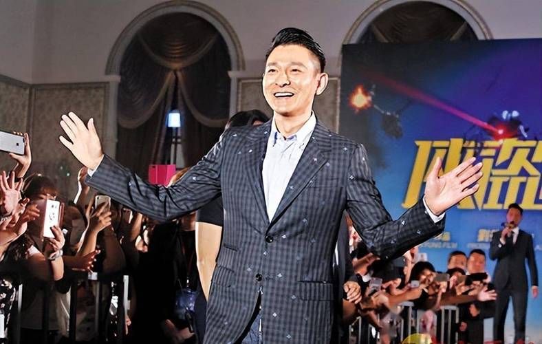 刘德华悟现场版高清视频 重温天王经典时刻