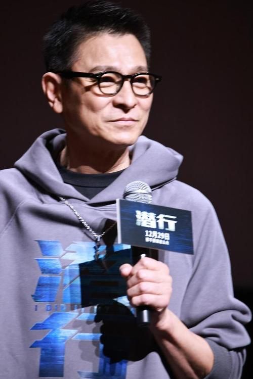刘德华戴墨镜图片精选 展现巨星魅力