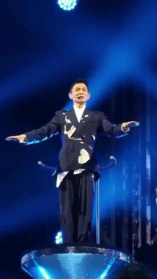 刘德华抖音演唱会直播回放：重温天王的经典演唱