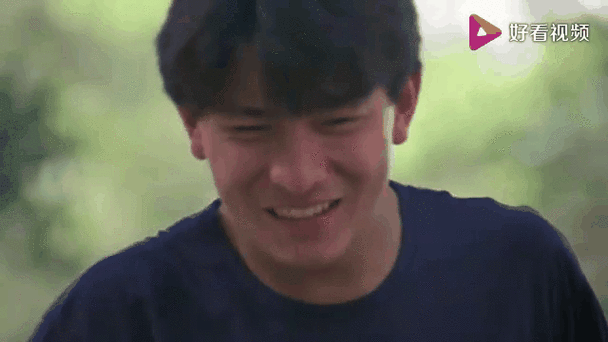 刘德华抽烟gif引发热议 男神风采依旧
