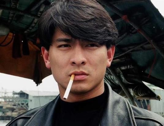 刘德华抽烟头像曝光 网友直呼太有男人味了