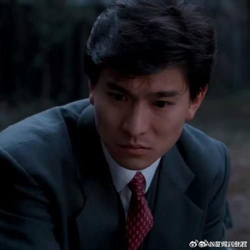 刘德华抽烟头像曝光 网友直呼太有男人味了