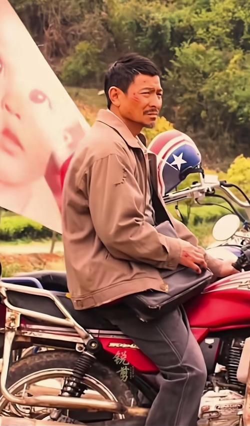 刘德华拍失孤视频：敬业精神令人动容，细节展现演技