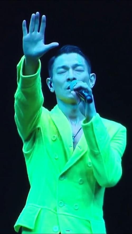 刘德华掌声响起来原唱MV高清完整版在线观看
