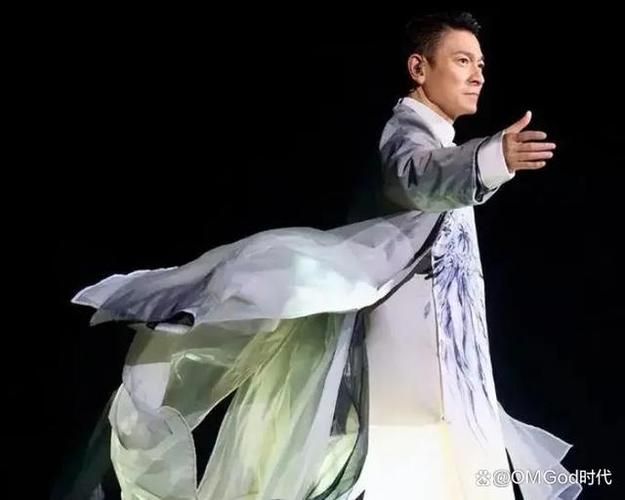刘德华新浪最新消息，演唱会精彩瞬间回顾！