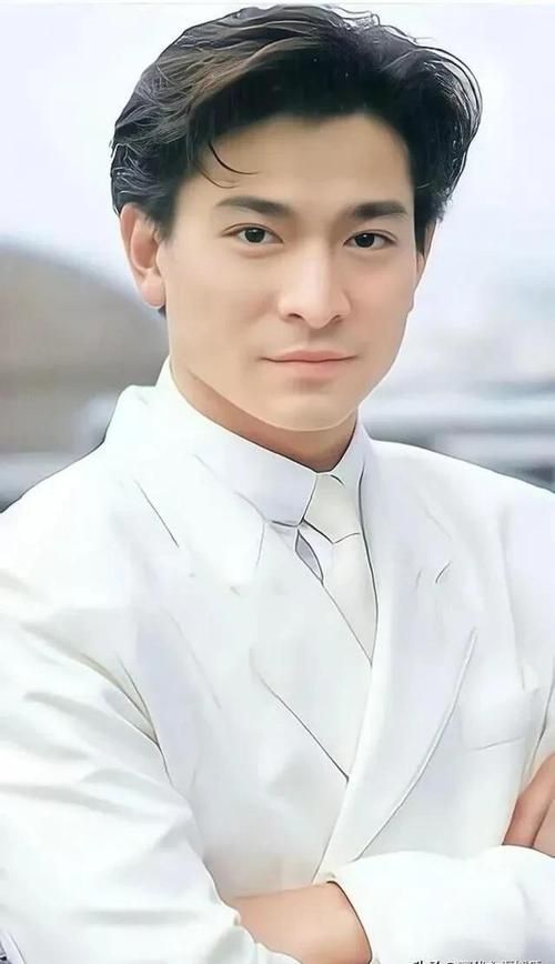 刘德华是个什么样的人 从草根到巨星的励志故事