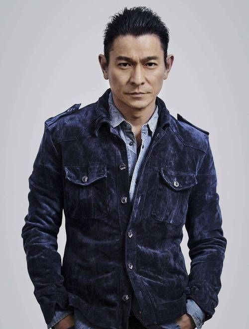 刘德华是谁？天王巨星的传奇人生与辉煌成就大揭秘