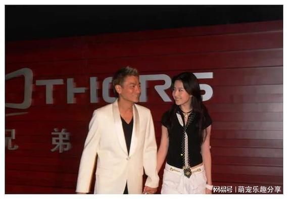 刘德华曾志伟罕见同框，背后隐藏着什么秘密？