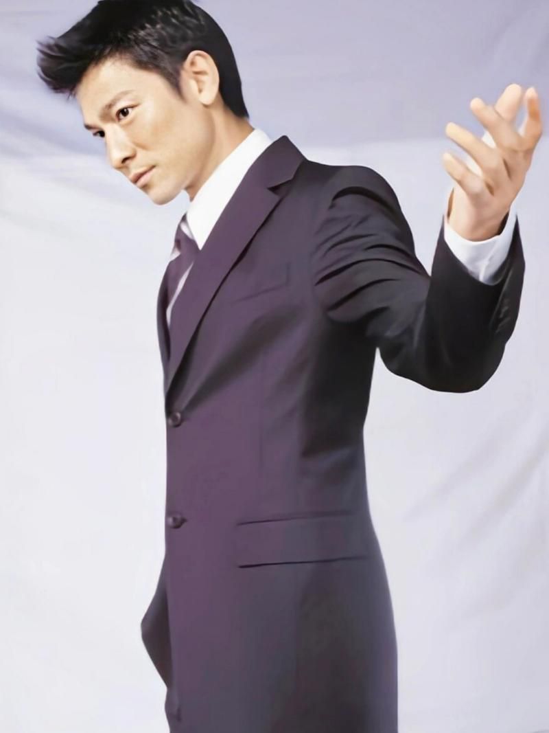 刘德华最新图片高清放送：男神风采依旧迷人