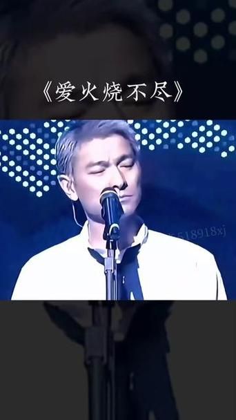 刘德华最新白发造型曝光，网友：还是那么帅！
