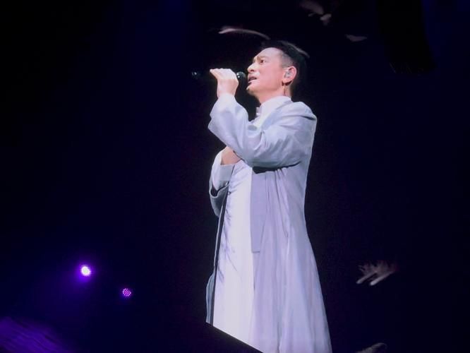 刘德华最近的演唱会高清视频流出粉丝直呼过瘾