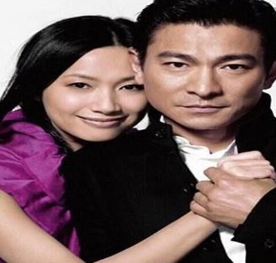 刘德华有兄弟姐妹吗他的家庭生活曝光