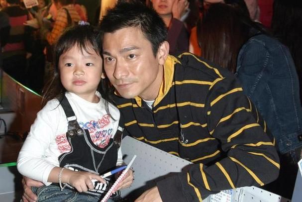 刘德华有没有老婆 带你了解天王的家庭生活