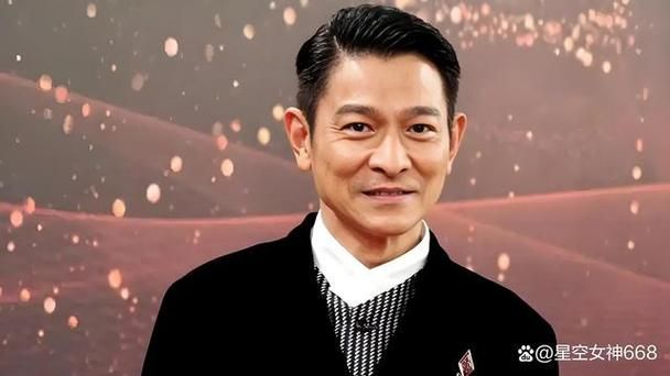 刘德华本名叫什么 没想到他的原名这么接地气