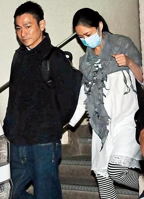 刘德华朱丽倩结婚真相：隐婚多年终成眷属
