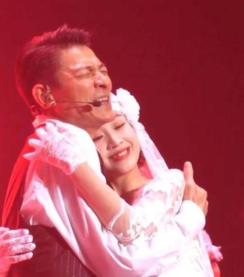 刘德华李若彤合唱的歌盘点哪首最打动人心