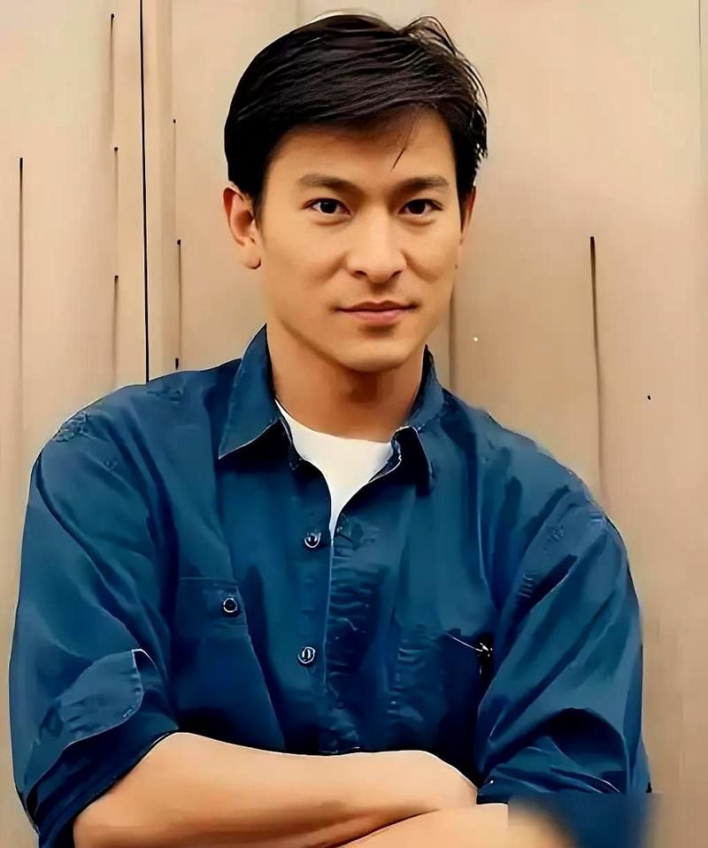 刘德华杨澜访谈录揭秘天王不为人知的故事