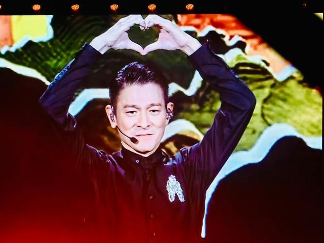 刘德华杭州演唱会资讯：最新消息及周边活动