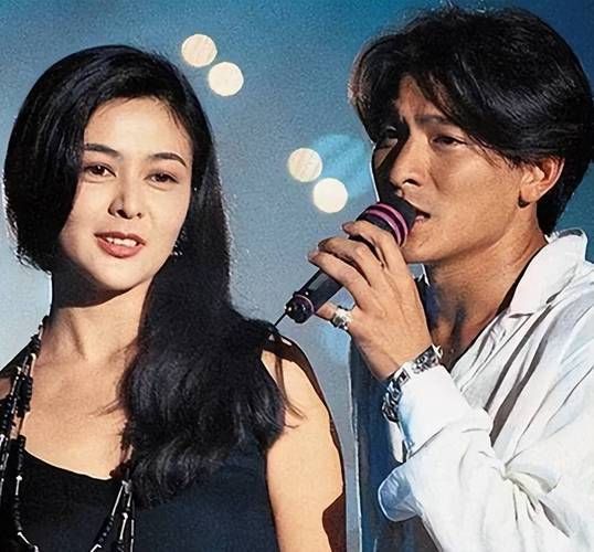 刘德华林心如同台合唱经典歌曲引热议