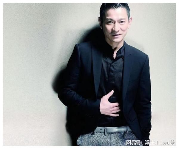刘德华植发是真的吗 揭秘天王头发保养秘诀