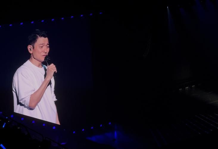 刘德华歌曲掌声响起来为何如此打动人心