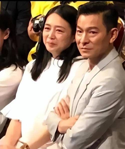 刘德华母亲欧欢：默默支持天王背后的坚强女性